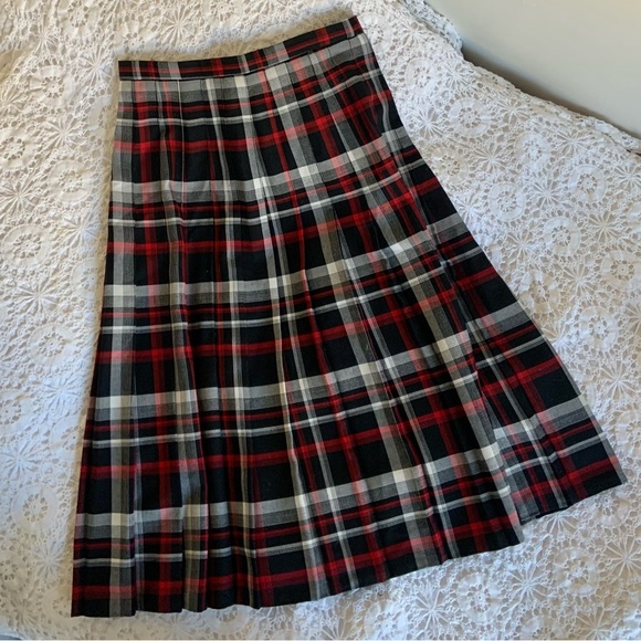 Vintage Plaid black and red maxi skirt - Picture 1 of 4